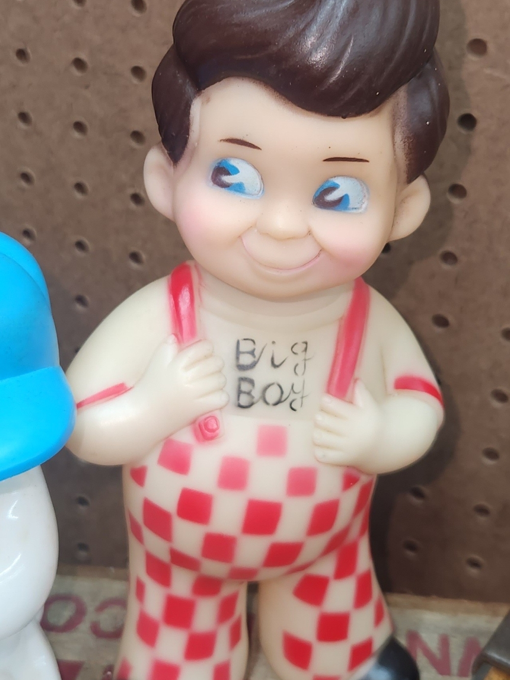 Bob's Big Boy Vintage Toy Figurine - Kids Bank